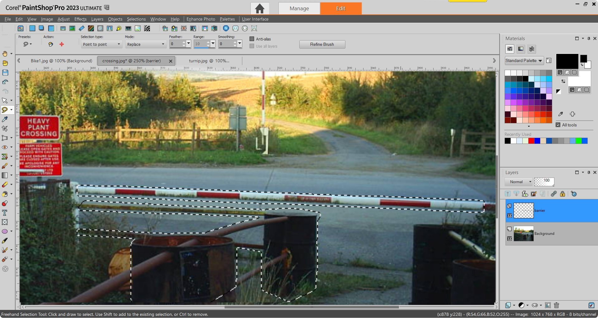PaintShop Pro screenshot of selecting the barrier
